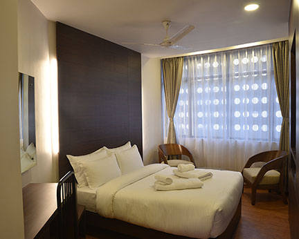 Ladybird Hotel - EXECUTIVE ROOM